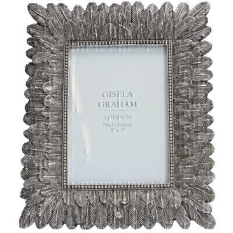 This lovely antique Silver picture frame features a feather design and fits a 5 x 7 inch photo. Made by London based designer Gisela Graham who designs really beautiful gifts for your home and garden.  This feather photo frame would suit any home decor and would make a lovely gift. 